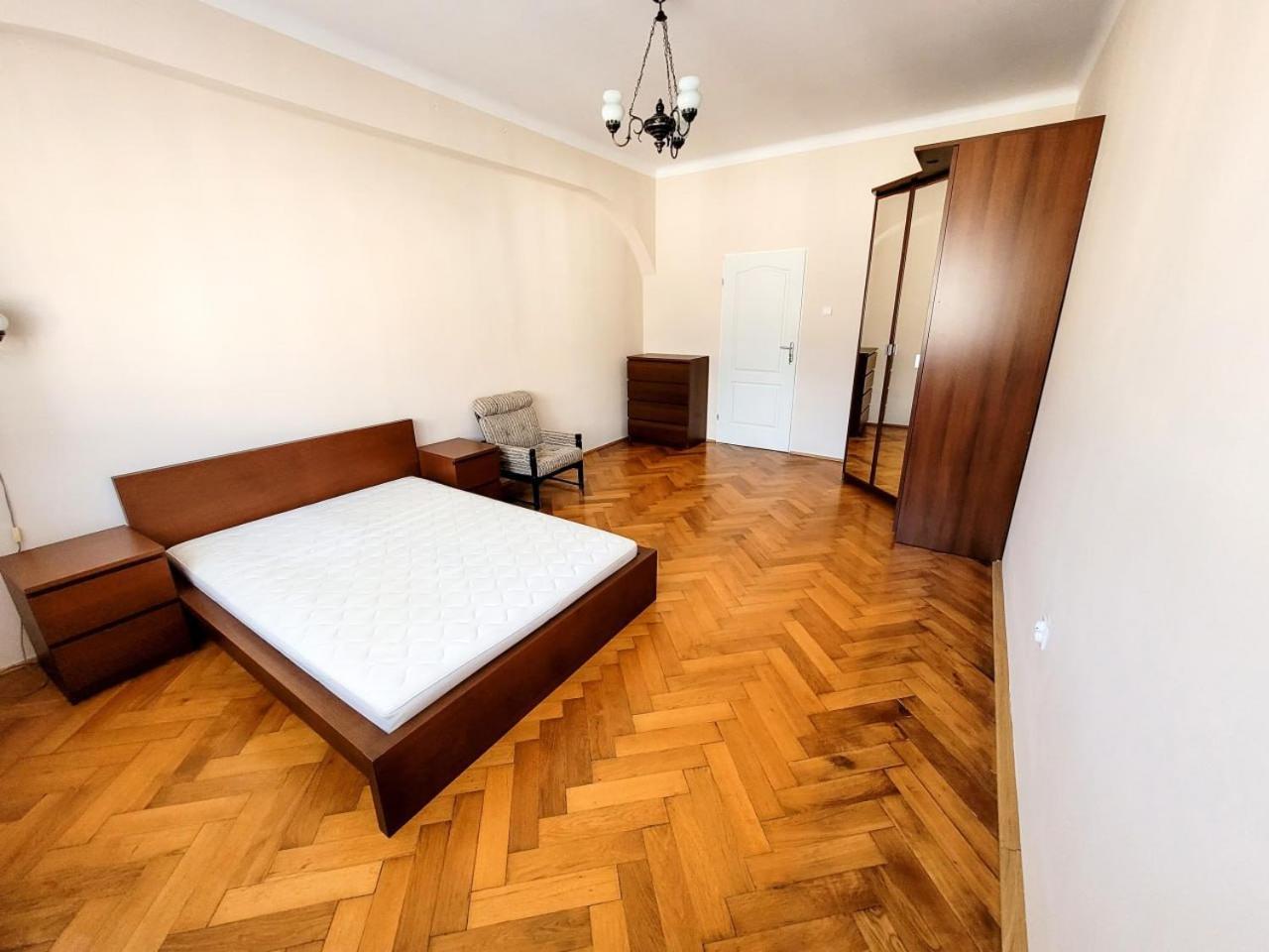 Wild Solutions Sauna Apartments Krakow Luaran gambar