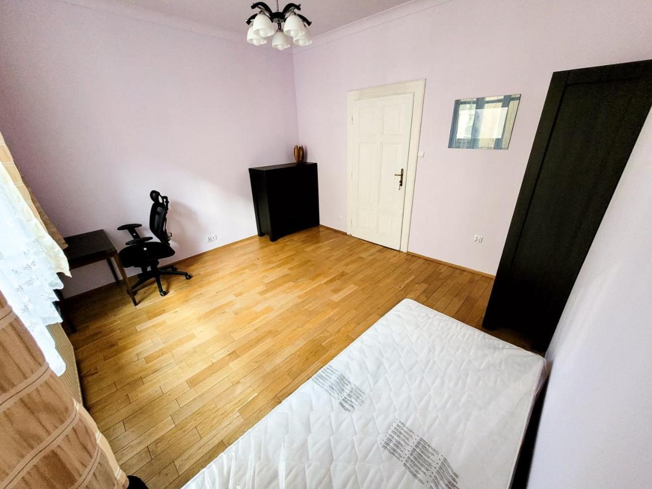 Wild Solutions Sauna Apartments Krakow Luaran gambar